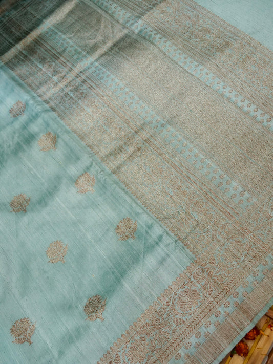 Pure Banarasi Handloom Matka Silk Kadhwa Boota Saree