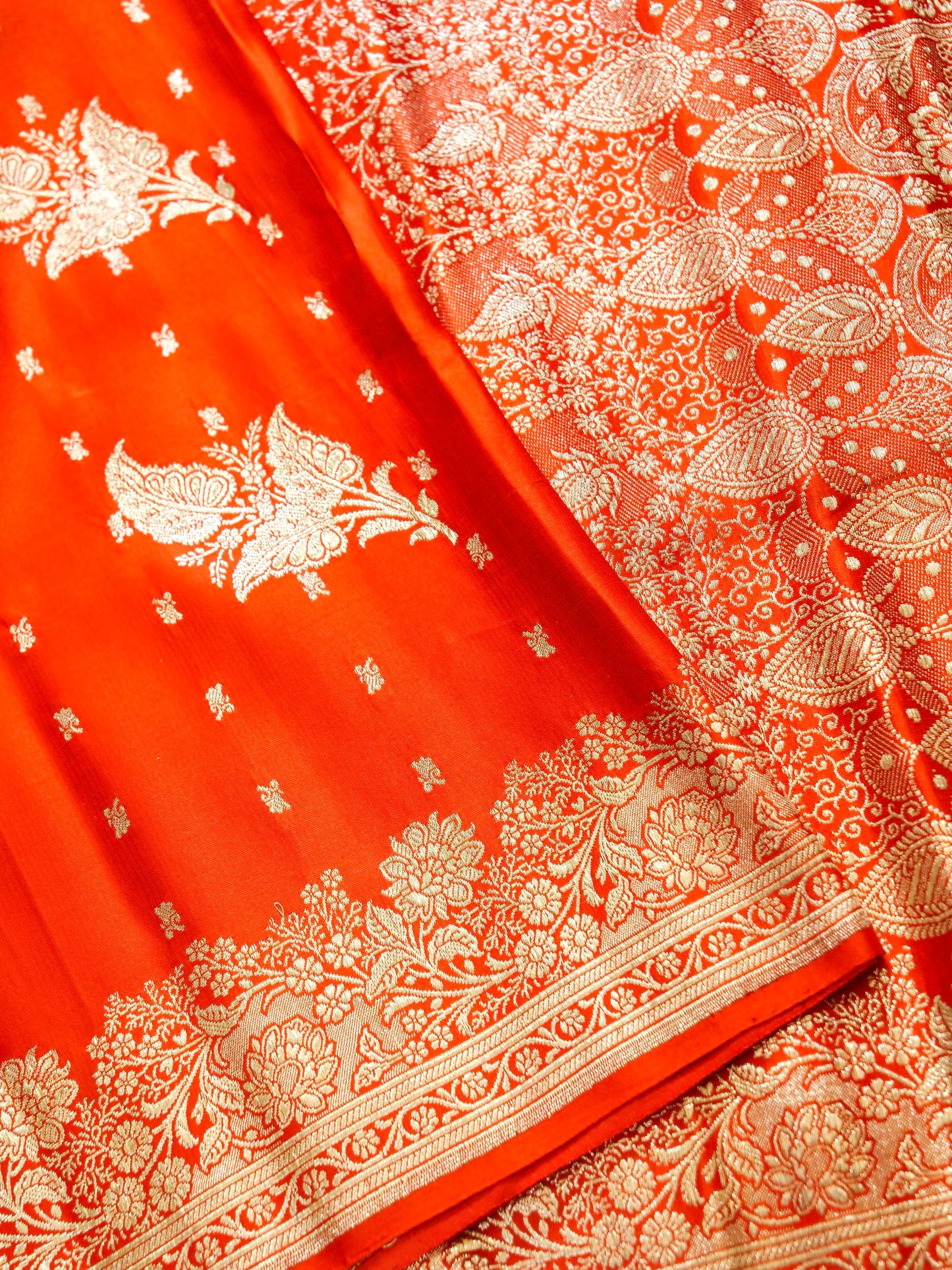 Pure Banarasi Handloom Satin Jangla Saree