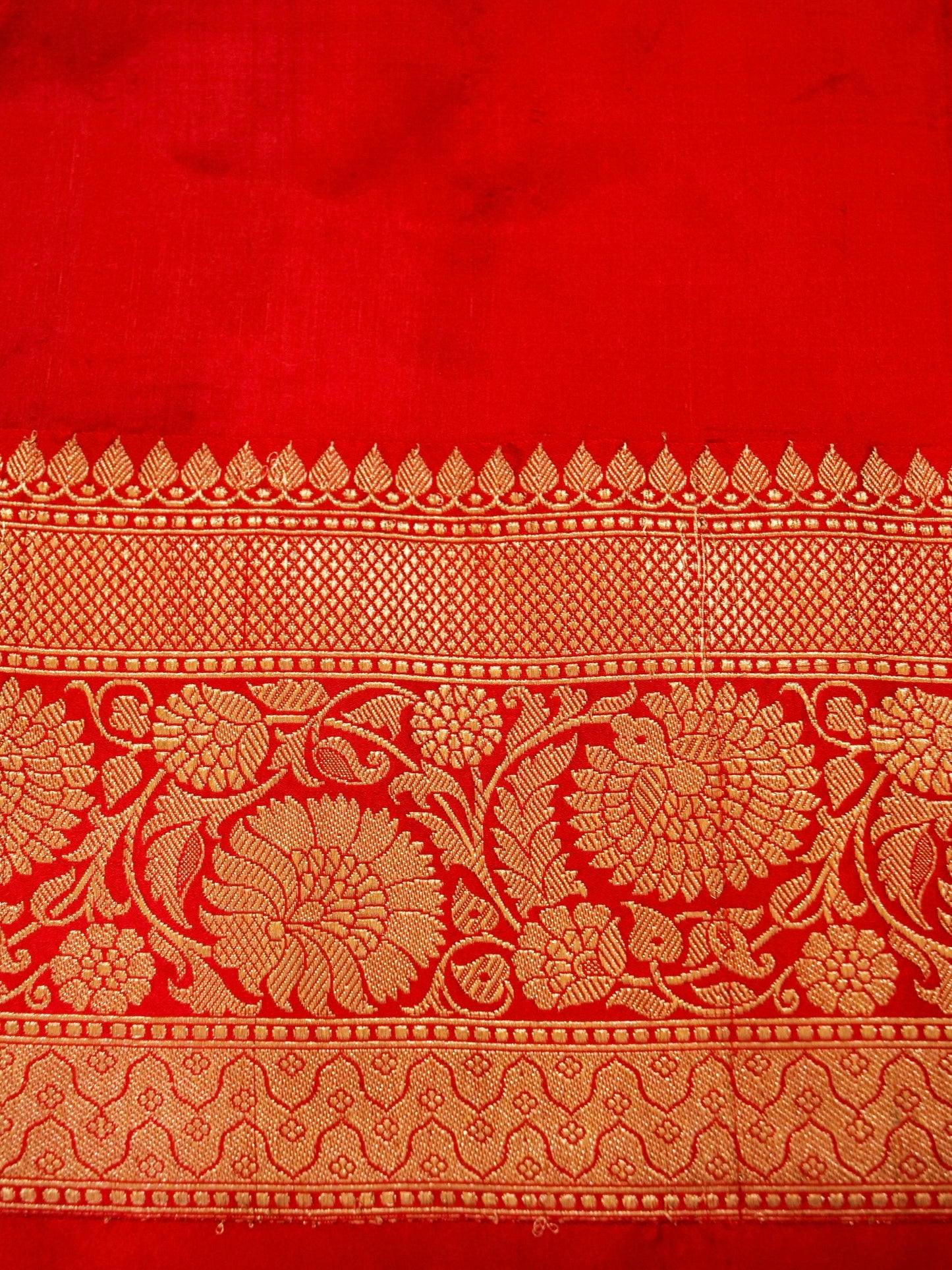 Pure Banarasi Handloom Katan Traditional Boota Saree