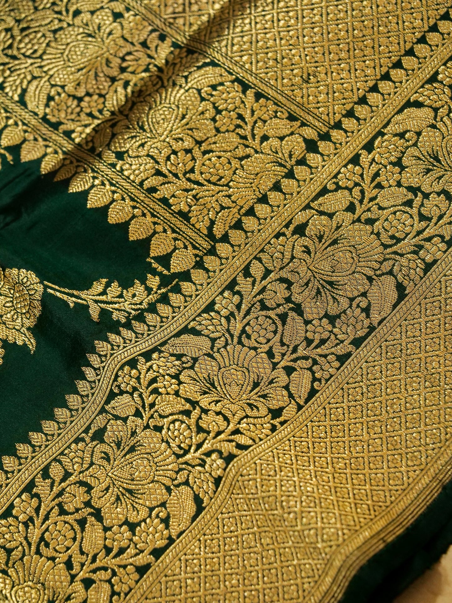 Pure Banarasi Handloom Katan Rupa Sona Kadhwa Jangla Saree