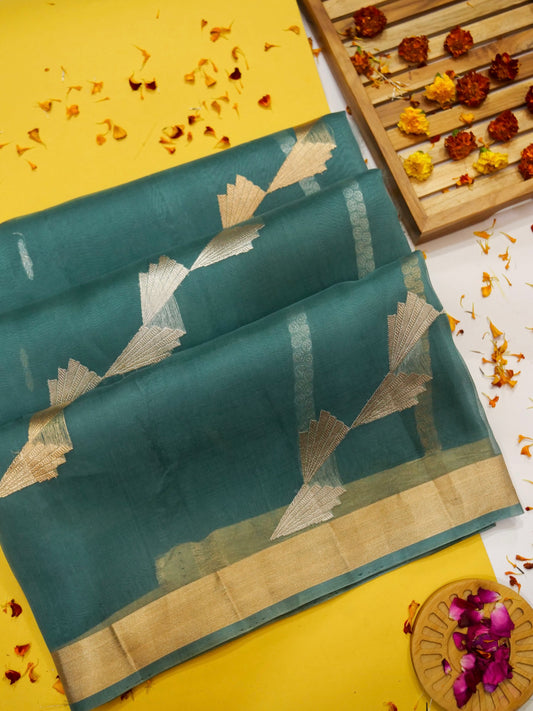 Pure Banarasi Powerloom Kora Silk Saree