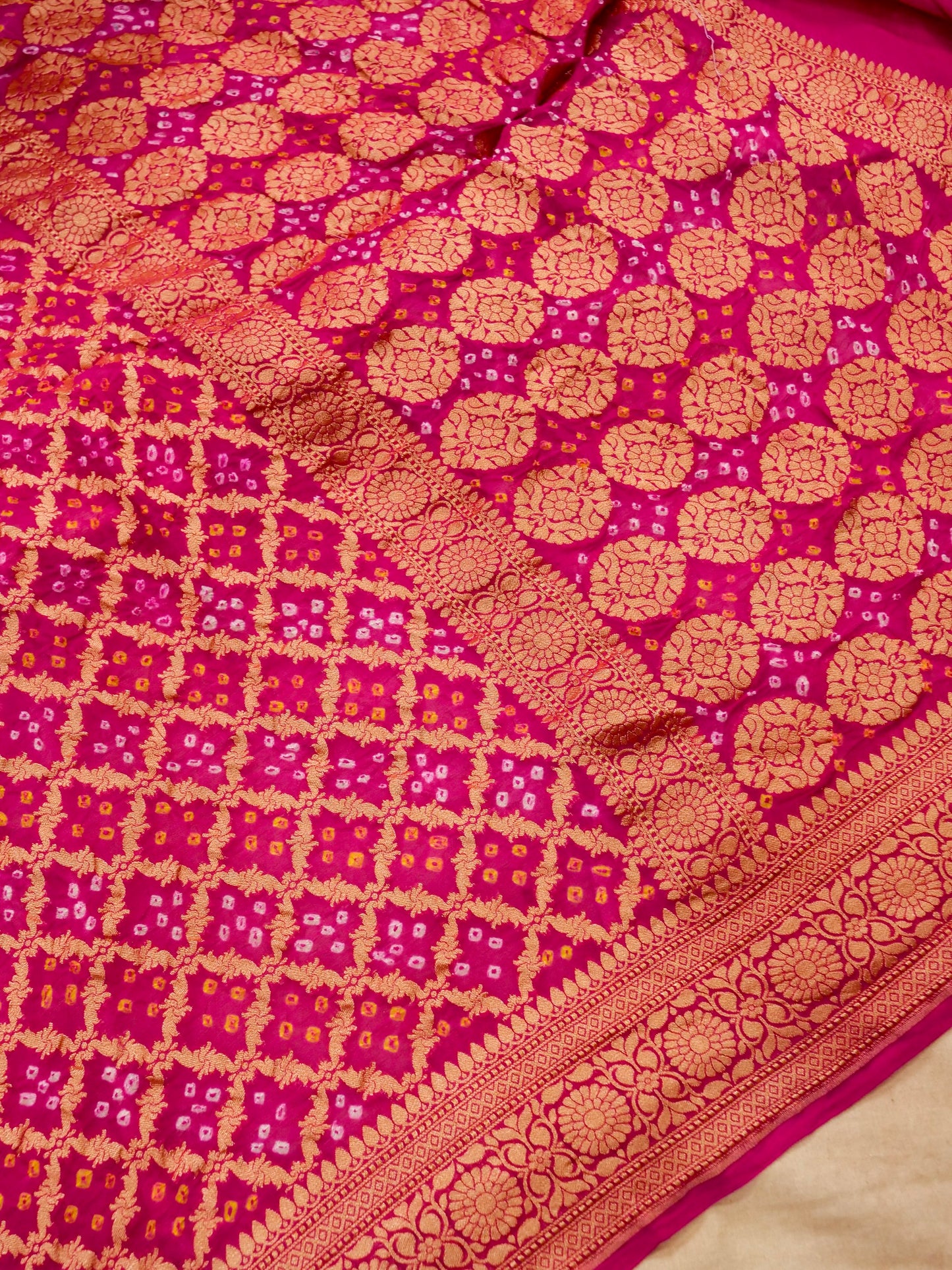 Pure Banarasi Handloom Khaddi Georgette Bandhani Sada Saree