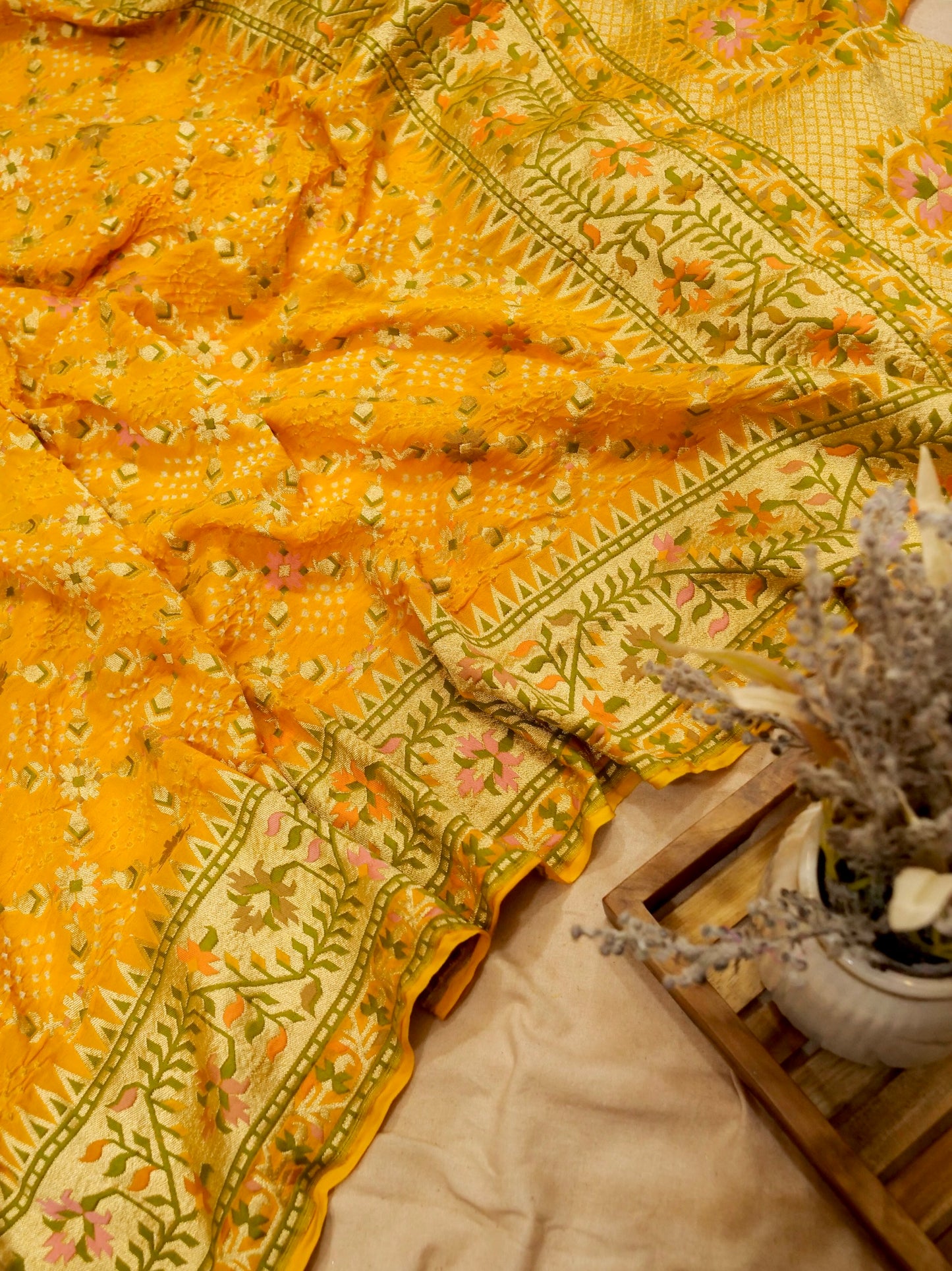 Pure Banarasi Handloom Bandhani Paithani Saree