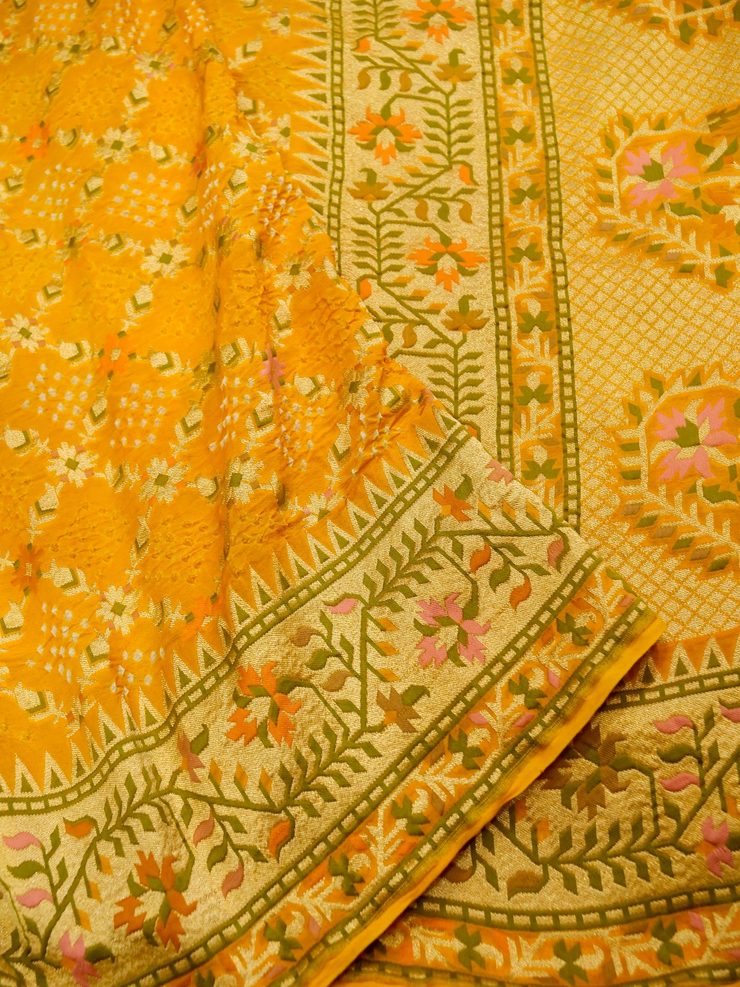 Pure Banarasi Handloom Bandhani Paithani Saree