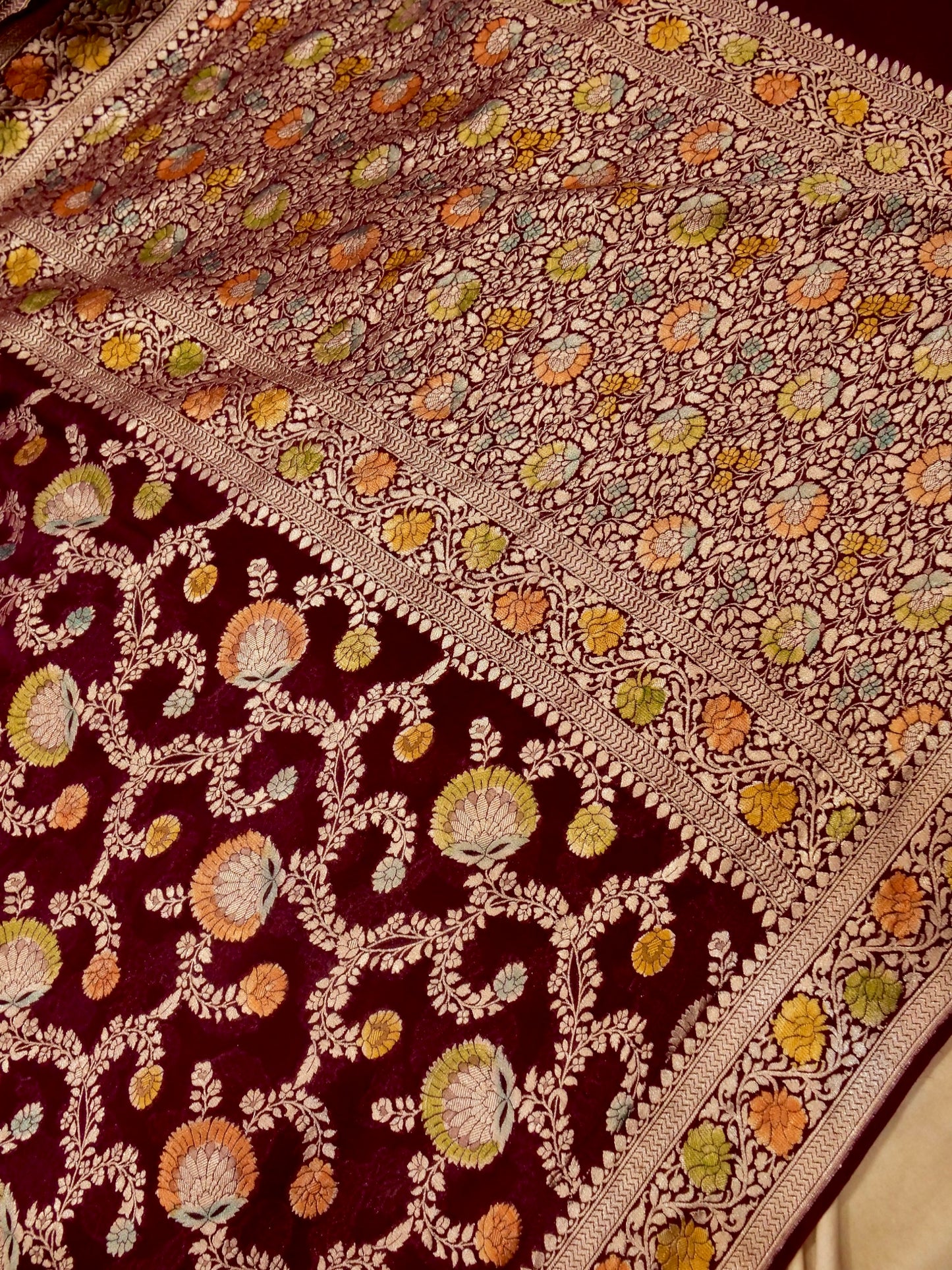Pure Banarasi Handloom Khaddi Georgette Platinum Refling Saree