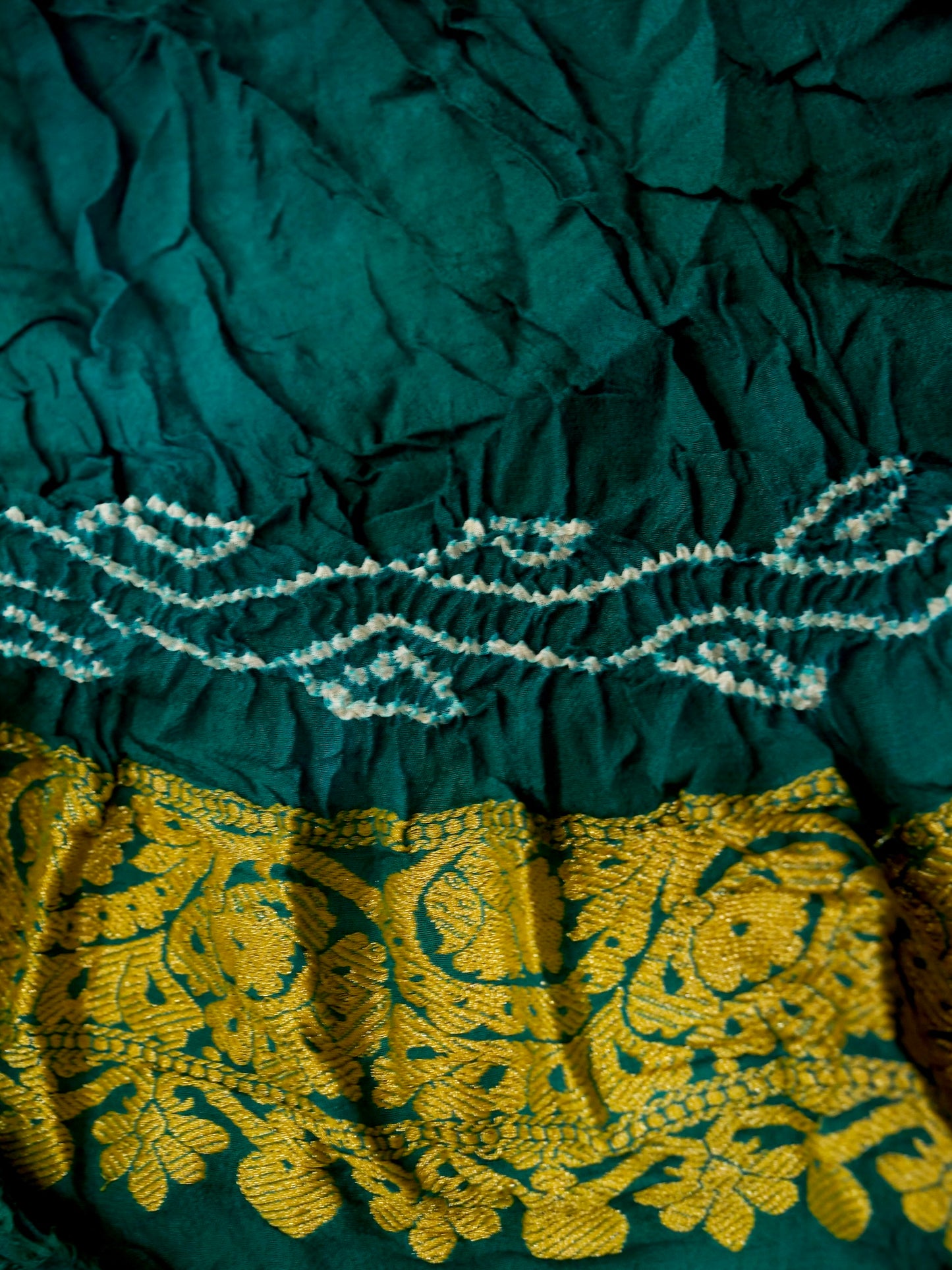 Pure Banarasi Handloom Bandhani Rai Kadhwa Buta Saree