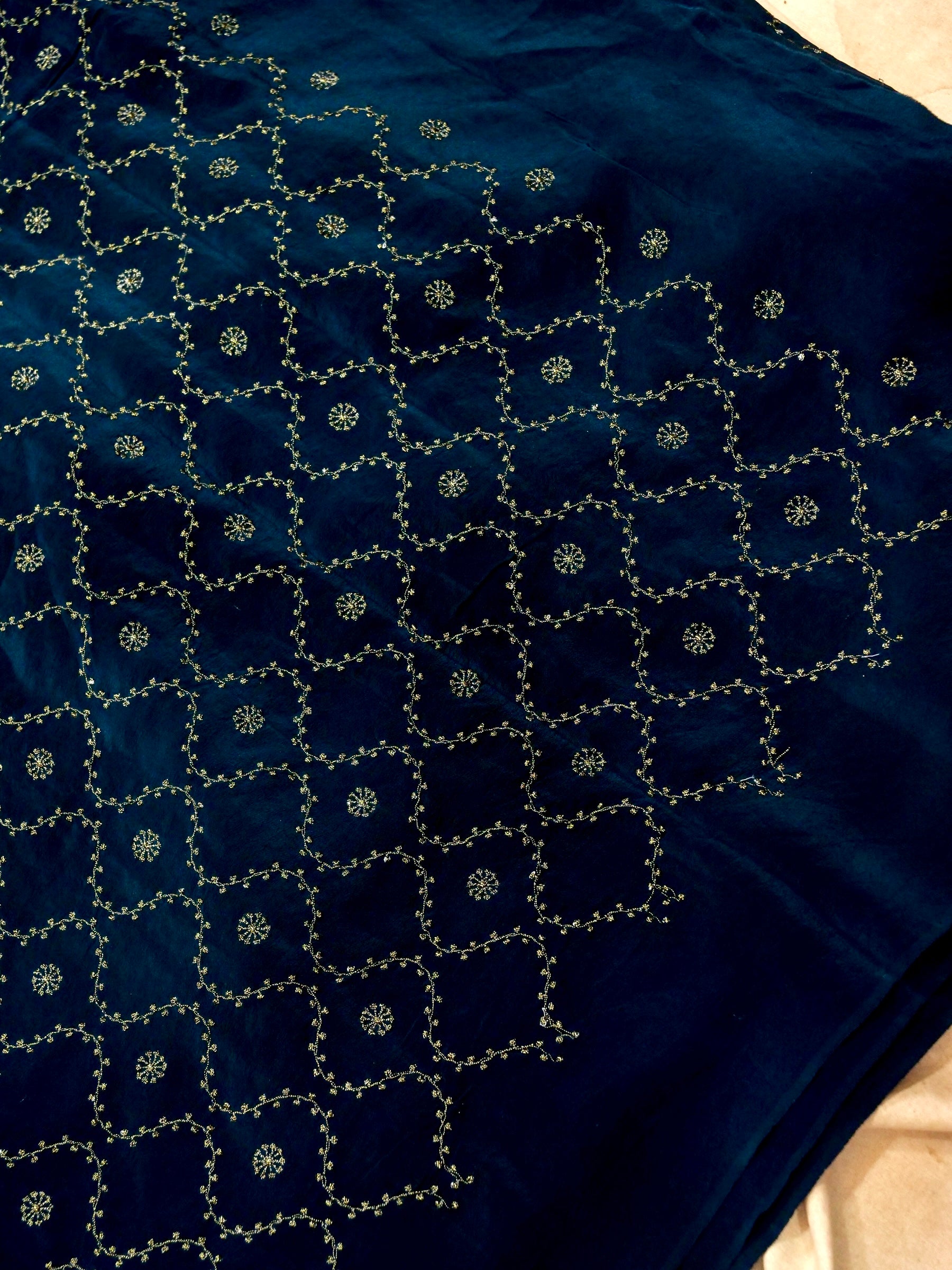 Pure Banarasi Handloom Crepe Cheken Work Saree