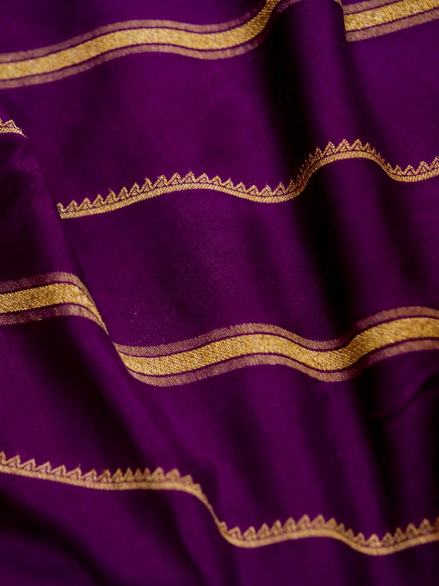 Pure Banarasi Handloom Moonga Georgette Striped Saree