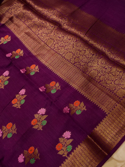 Pure Banarasi Powerloom Moonga Boota Saree